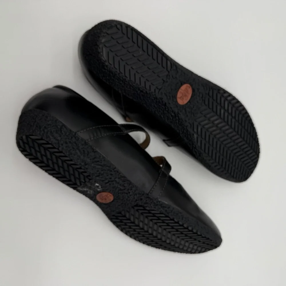 Taos Footwear taos women